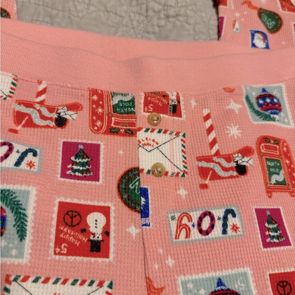 Like New Old Navy Pink Pajama Holiday Christmas Joggers - Picture 4 of 6
